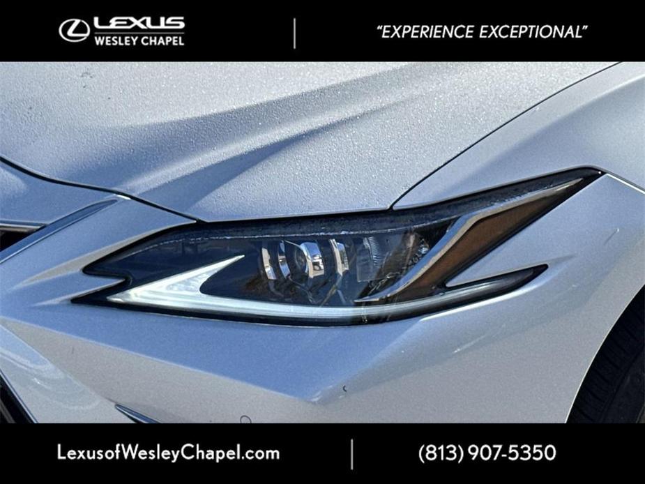 new 2025 Lexus ES 350 car, priced at $45,698