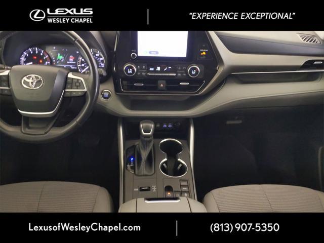 used 2023 Toyota Highlander car, priced at $30,750