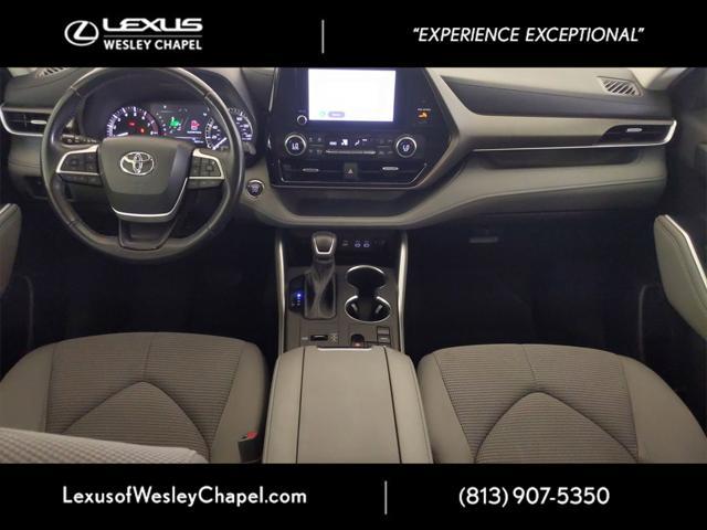 used 2023 Toyota Highlander car, priced at $30,750