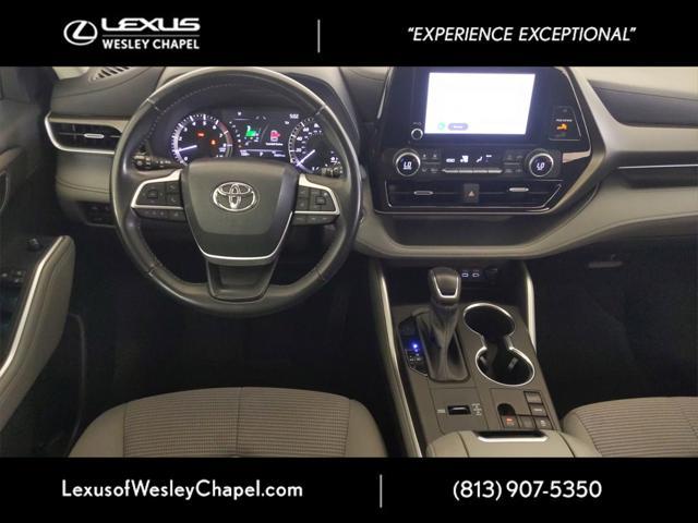 used 2023 Toyota Highlander car, priced at $30,750