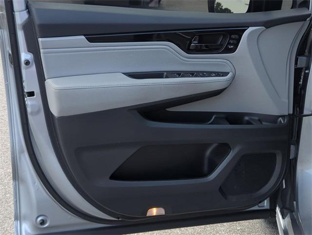 used 2023 Honda Odyssey car, priced at $37,055