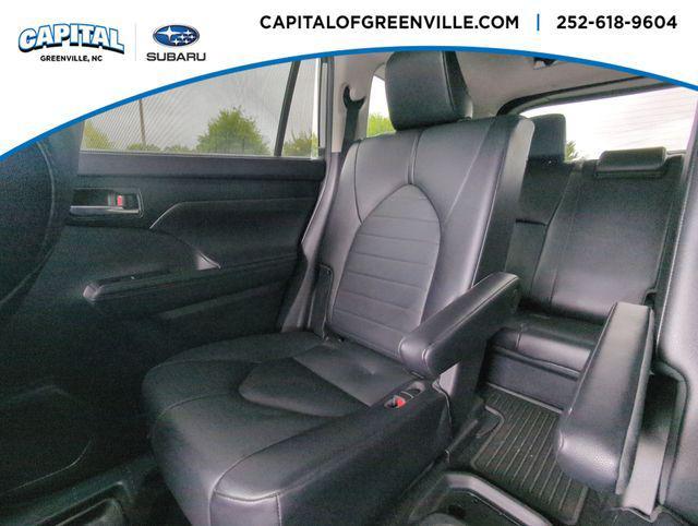used 2021 Toyota Highlander car, priced at $30,875