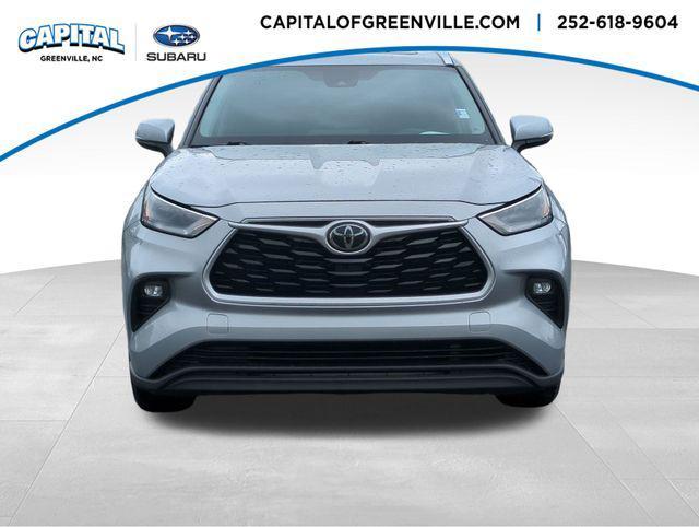 used 2021 Toyota Highlander car, priced at $30,875