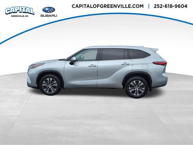 used 2021 Toyota Highlander car, priced at $30,875