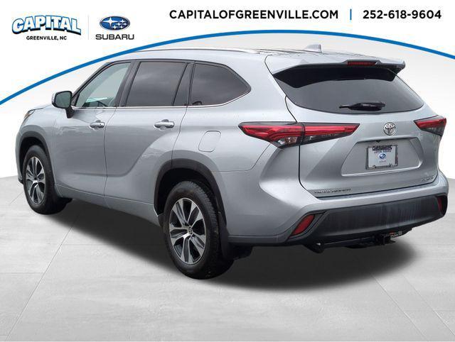 used 2021 Toyota Highlander car, priced at $30,875