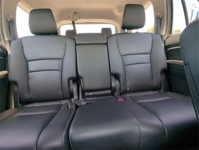 used 2022 Honda Pilot car, priced at $35,535