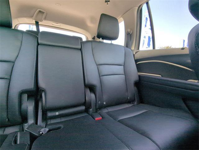 used 2022 Honda Pilot car, priced at $35,535