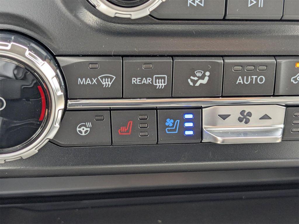 new 2025 Ford F-350 car, priced at $104,615