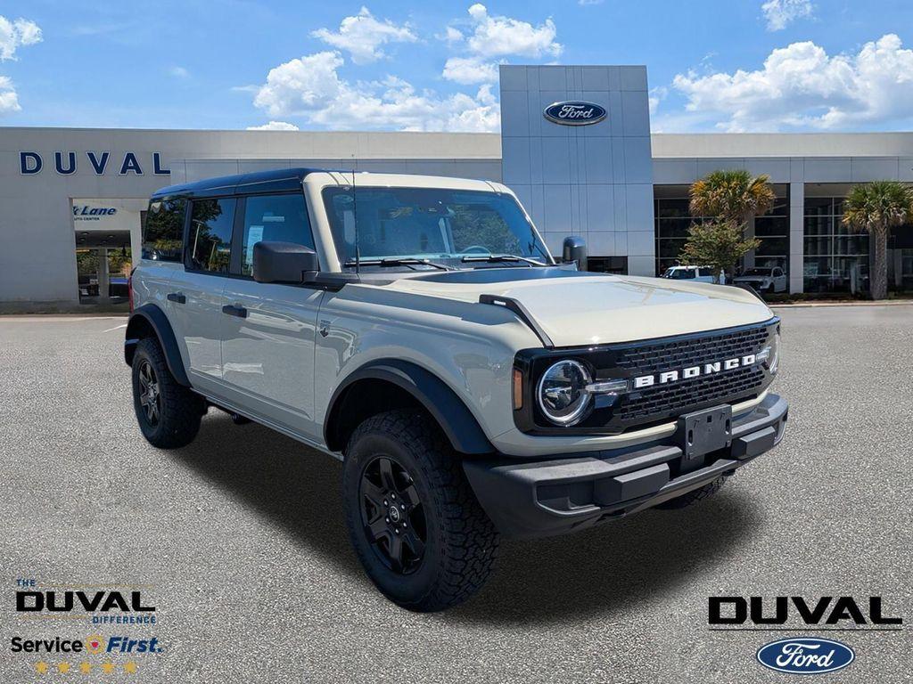 new 2025 Ford Bronco car, priced at $47,395