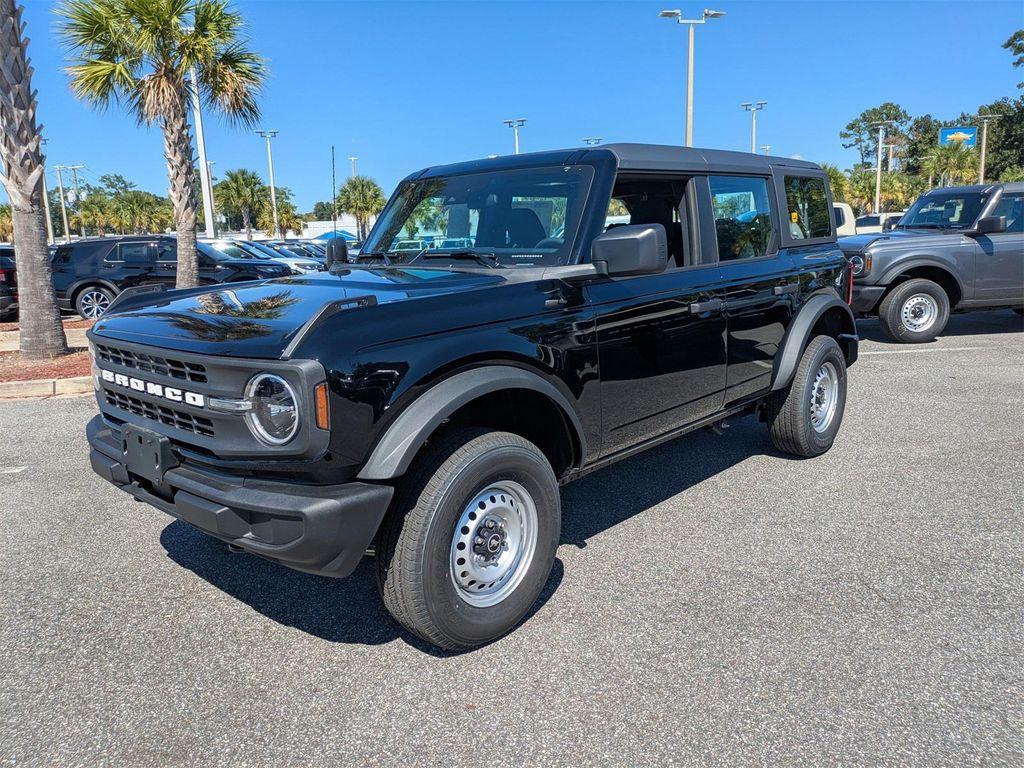 new 2025 Ford Bronco car, priced at $43,080