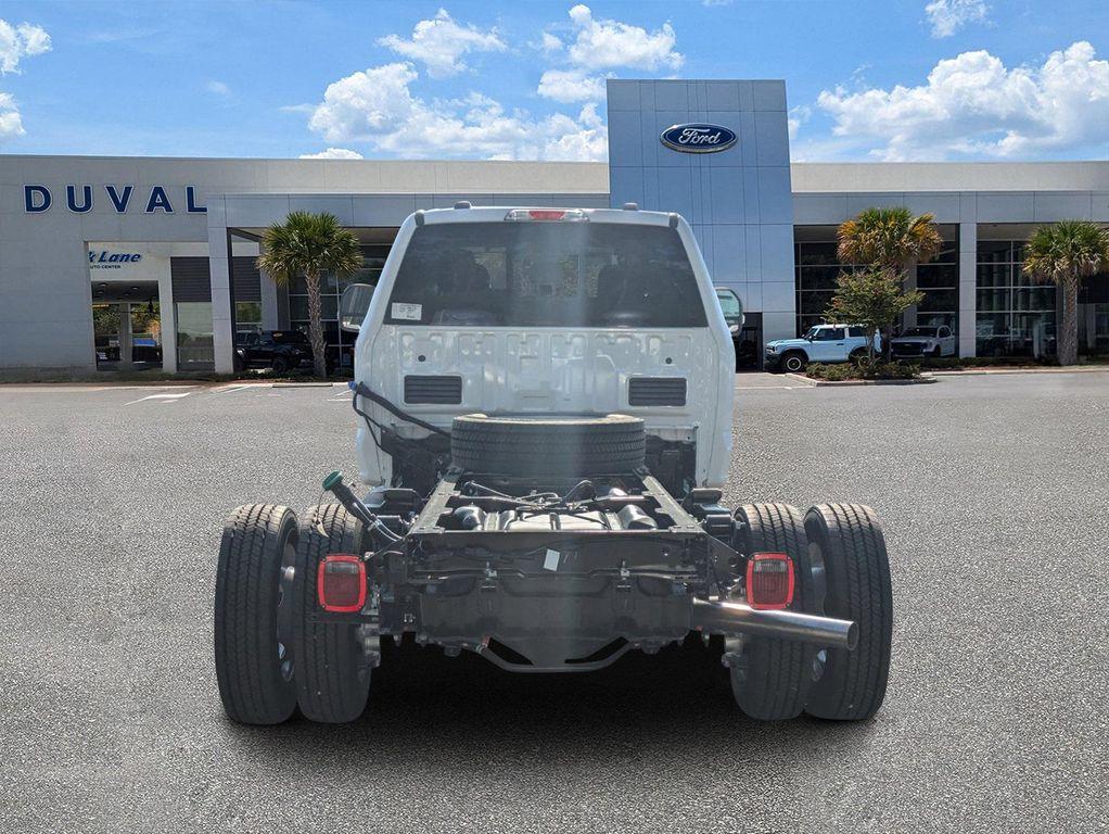 new 2024 Ford F-450 car, priced at $65,394