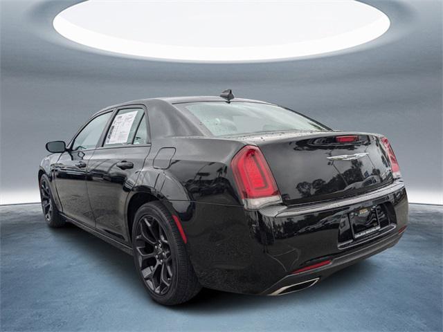 used 2020 Chrysler 300 car, priced at $20,999