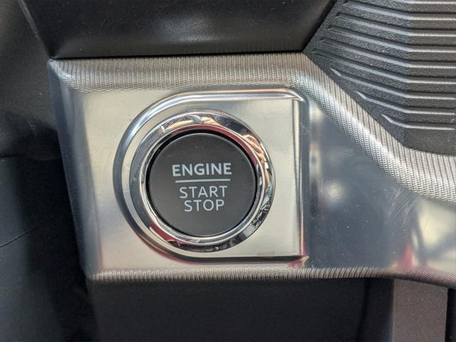 new 2025 Ford F-150 car, priced at $73,106