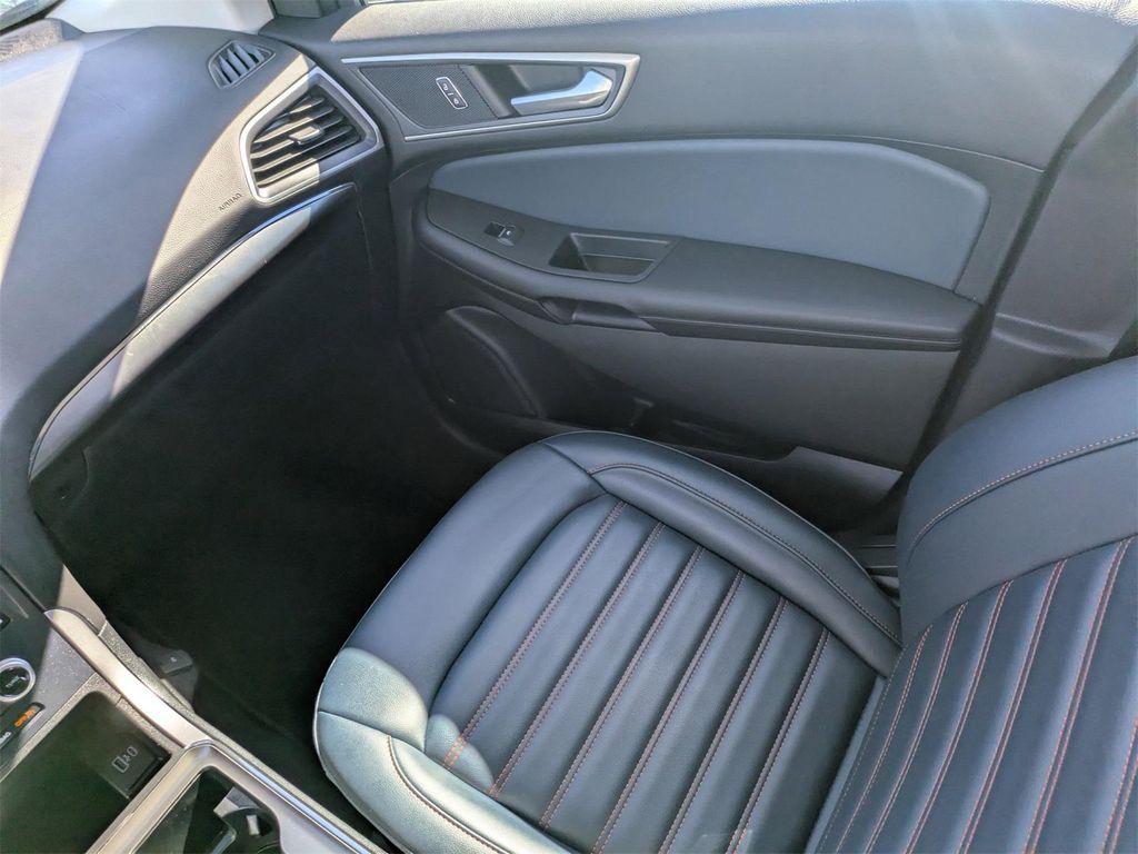used 2022 Ford Edge car, priced at $21,000