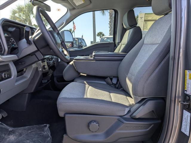 new 2025 Ford F-250 car, priced at $71,450