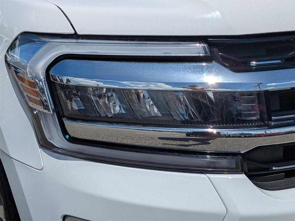 used 2024 Ford Expedition car, priced at $45,841