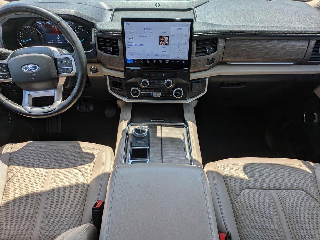 used 2024 Ford Expedition car, priced at $45,841