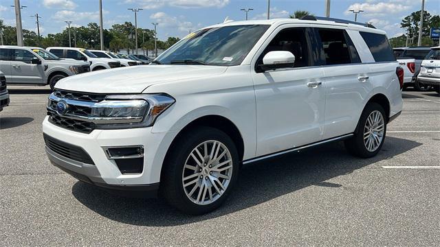 new 2024 Ford Expedition car, priced at $72,605