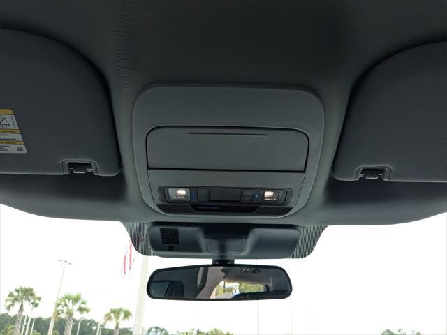 used 2022 Ford F-150 car, priced at $32,000
