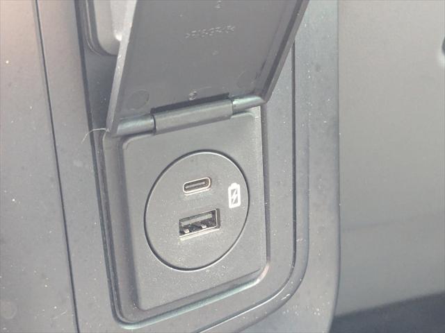 used 2022 Ford F-150 car, priced at $32,000