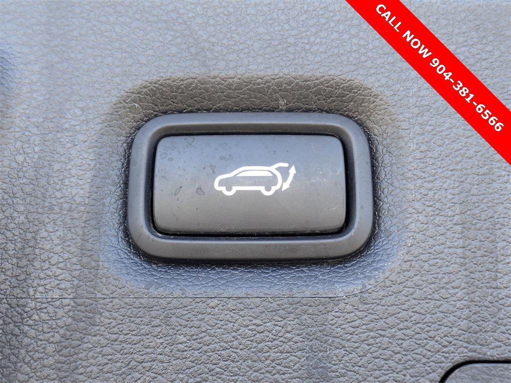 used 2023 Hyundai Santa Fe car, priced at $20,499