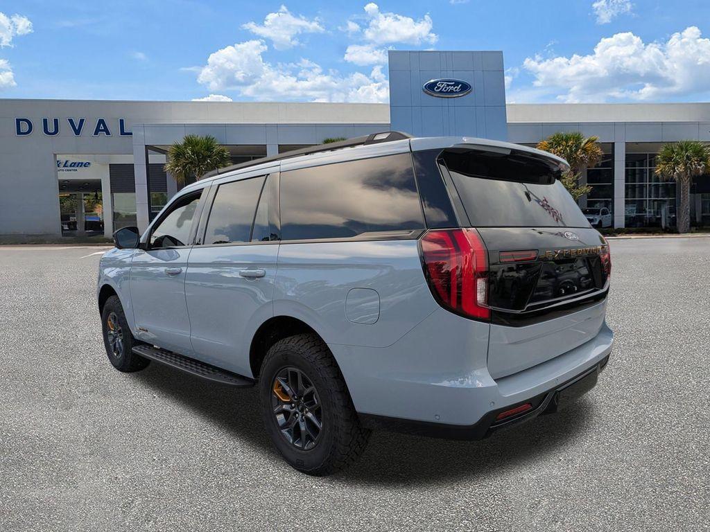 new 2025 Ford Expedition car, priced at $84,020