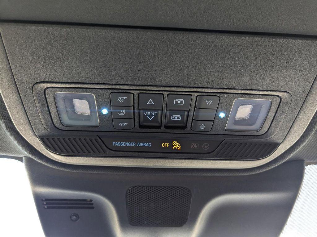 new 2025 Ford Expedition car, priced at $81,025