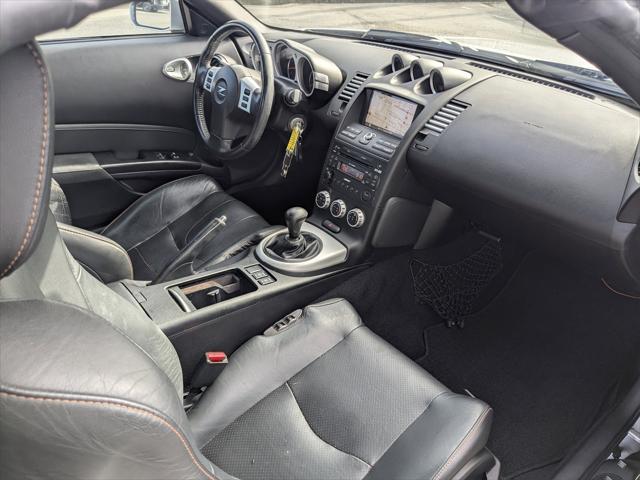 used 2006 Nissan 350Z car, priced at $11,900