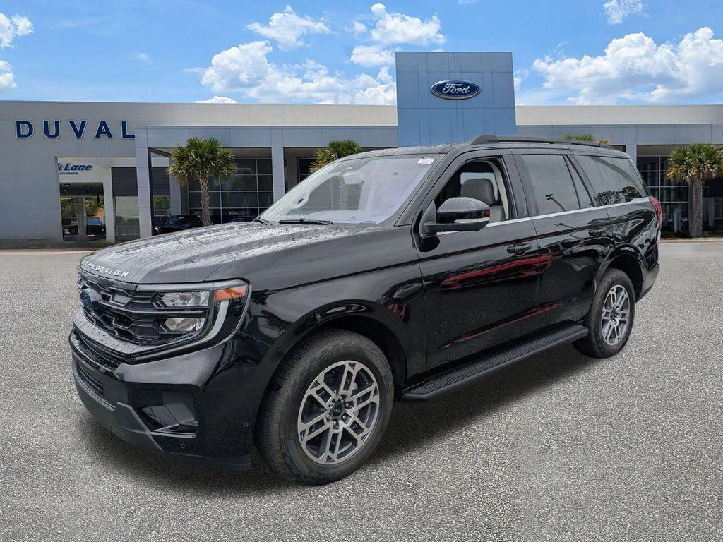 new 2025 Ford Expedition car, priced at $71,730