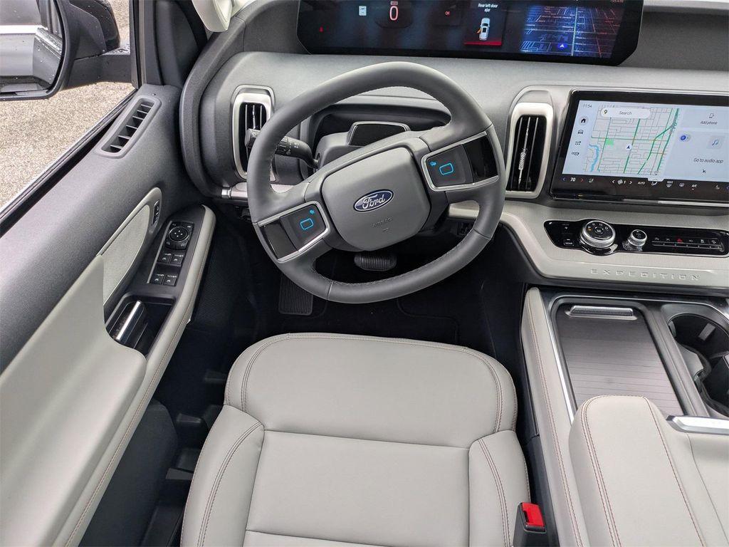new 2025 Ford Expedition car, priced at $71,730