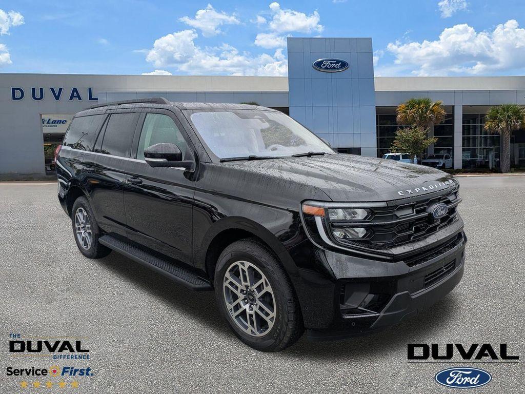 new 2025 Ford Expedition car, priced at $71,730