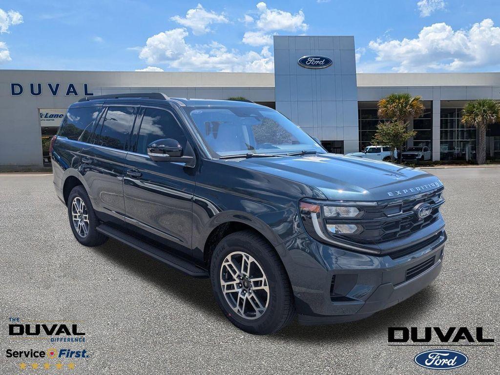 new 2025 Ford Expedition car, priced at $69,225