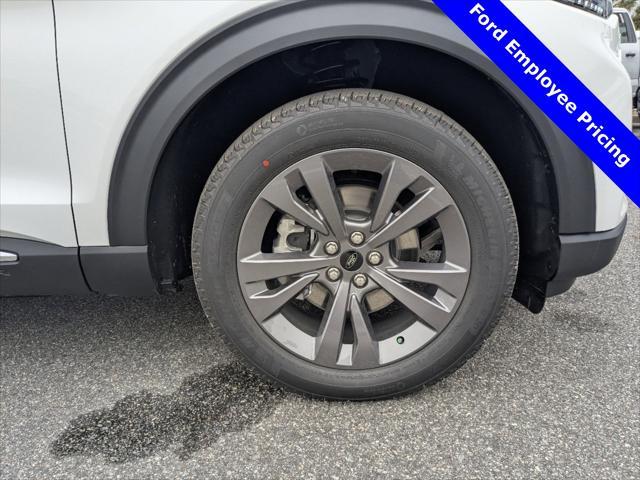 new 2025 Ford Explorer car, priced at $45,419