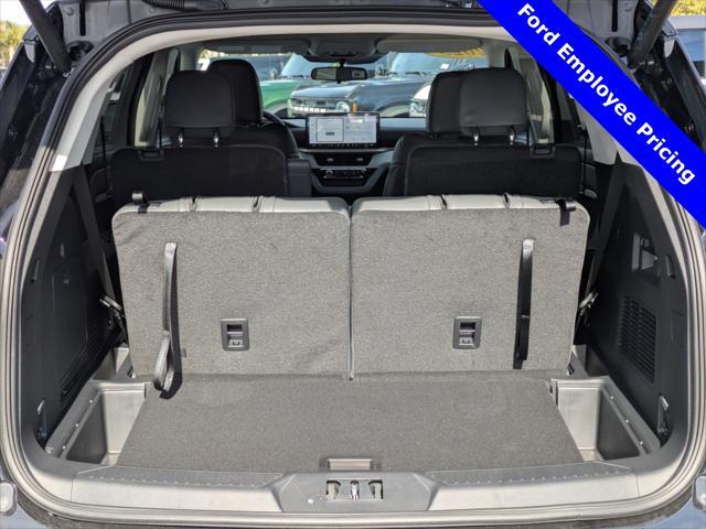 new 2025 Ford Explorer car, priced at $41,438