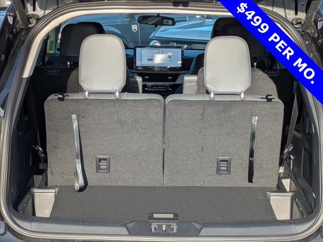 new 2025 Ford Explorer car, priced at $40,975