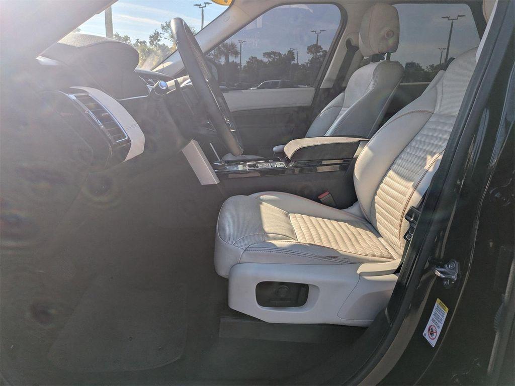 used 2019 Land Rover Discovery car, priced at $17,500