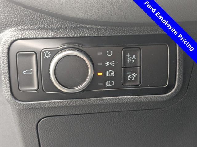 new 2025 Ford Explorer car, priced at $39,314