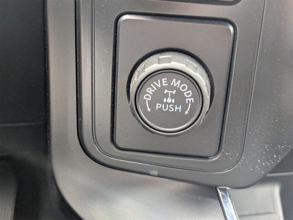 new 2024 Ford F-150 car, priced at $36,690