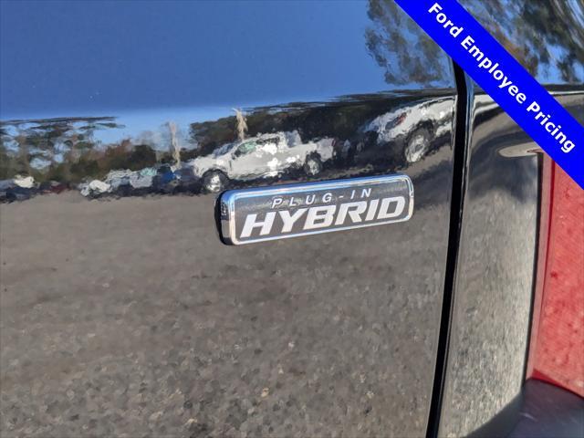 new 2025 Ford Escape car, priced at $33,148