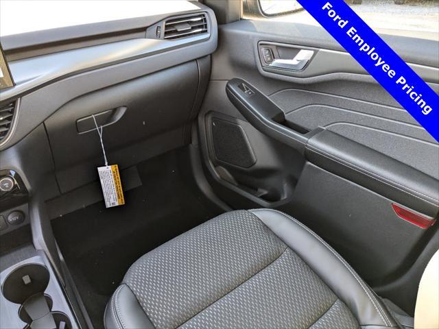 new 2025 Ford Escape car, priced at $33,148
