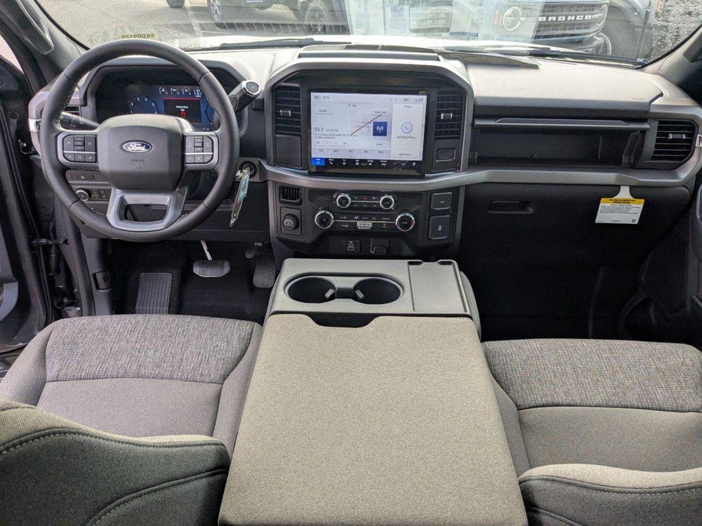 new 2025 Ford F-150 car, priced at $46,640