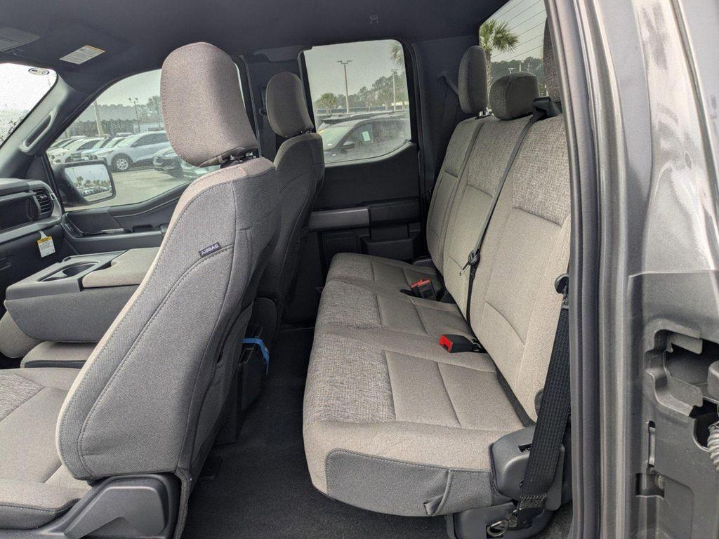 new 2025 Ford F-150 car, priced at $46,640