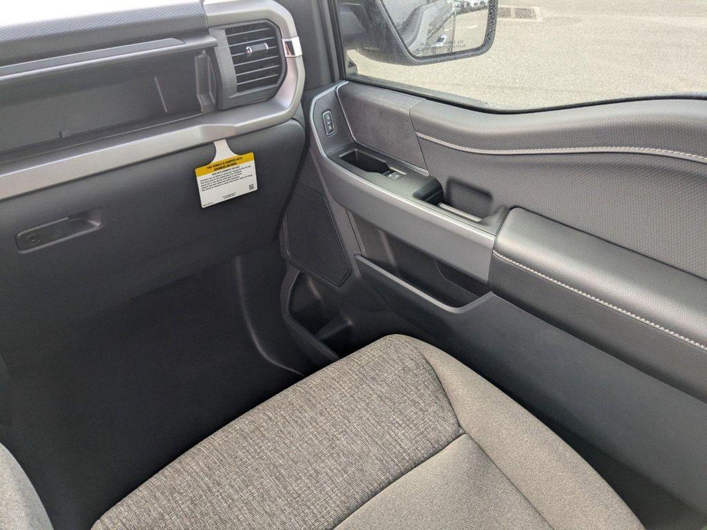 new 2025 Ford F-150 car, priced at $46,640
