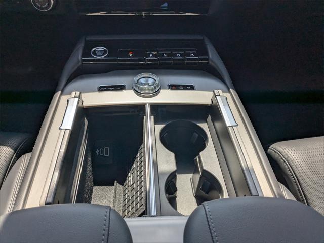 used 2025 Lincoln Navigator car, priced at $101,500