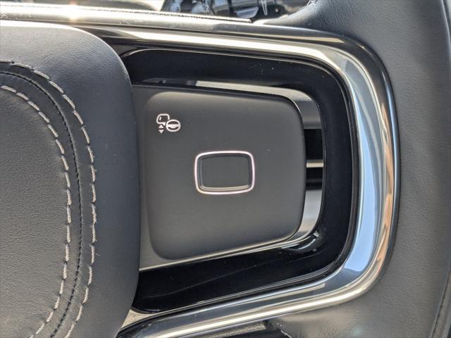 used 2025 Lincoln Navigator car, priced at $101,500