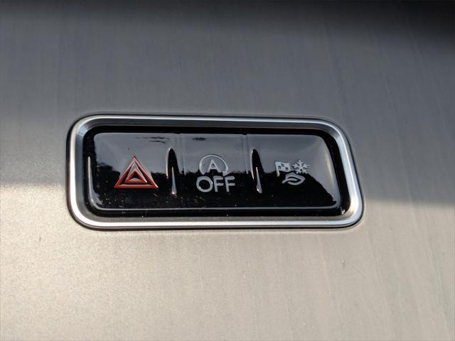 used 2025 Lincoln Navigator car, priced at $101,500