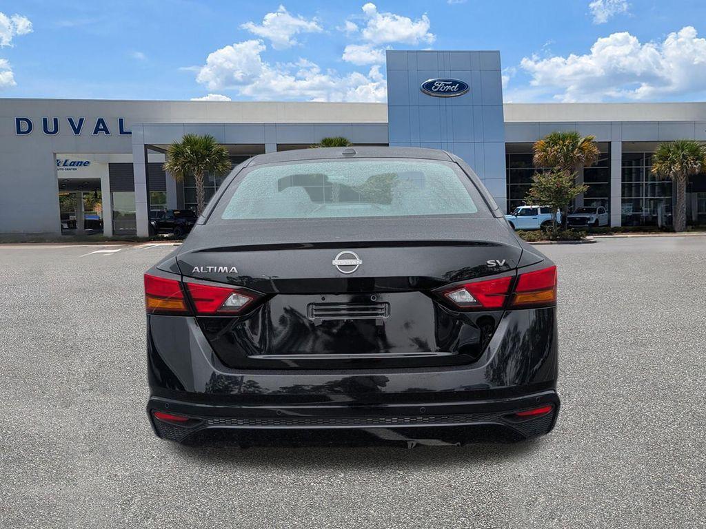 used 2023 Nissan Altima car, priced at $19,000