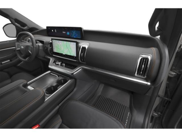 new 2025 Ford Expedition car, priced at $81,025
