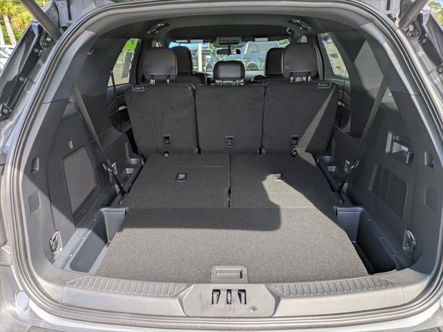 new 2025 Ford Explorer car, priced at $46,100