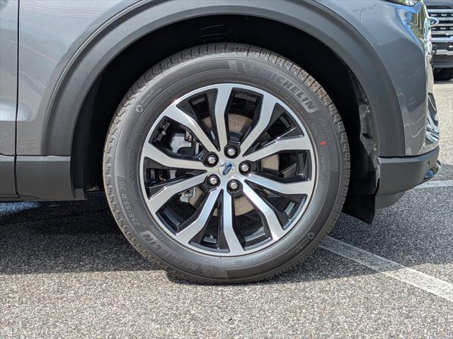 new 2025 Ford Explorer car, priced at $46,100